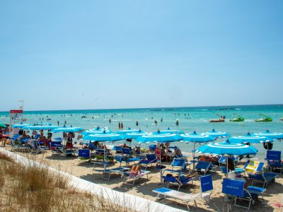 hotel con spiagge attrezzate puglia